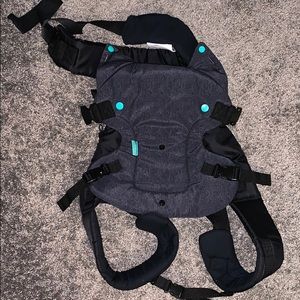 ‼️ SOLD ‼️ Infantino flip advanced baby carrier